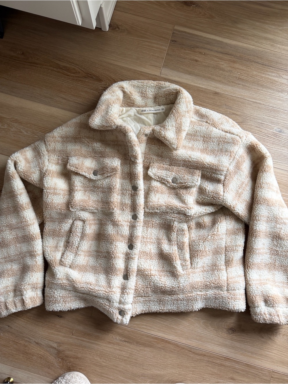 12th Tribe X TheSaltyBlonde Jacket - Picture 3 of 3